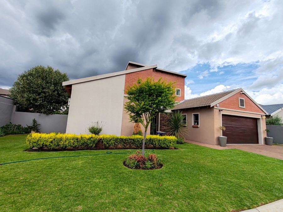3 Bedroom Property for Sale in Grimbeeck Park North West